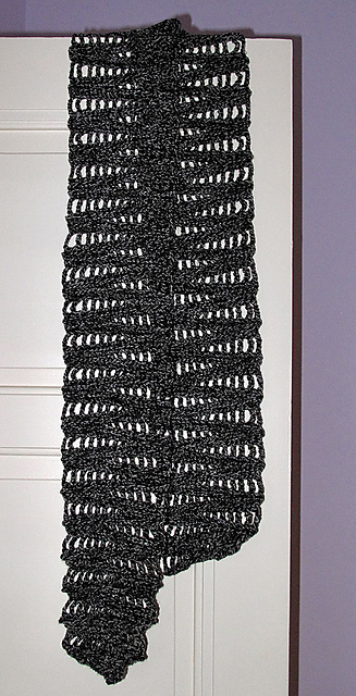 wave-scarf_medium2.jpg