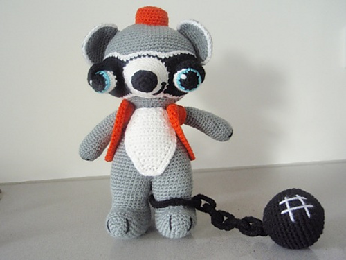 raccoon1_medium.jpg