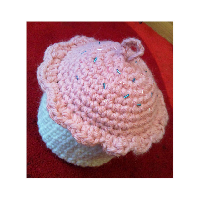 cupcake pouch