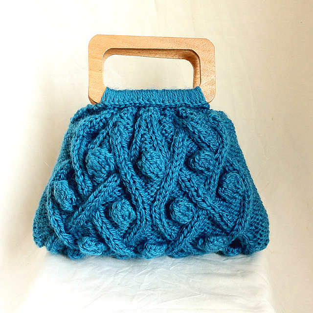 Little Cable Knit Purse by Sue Maton