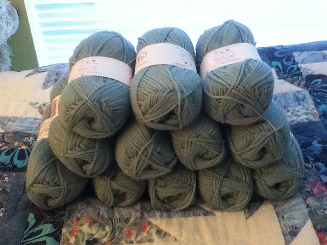 Lightweight Pullover Yarn