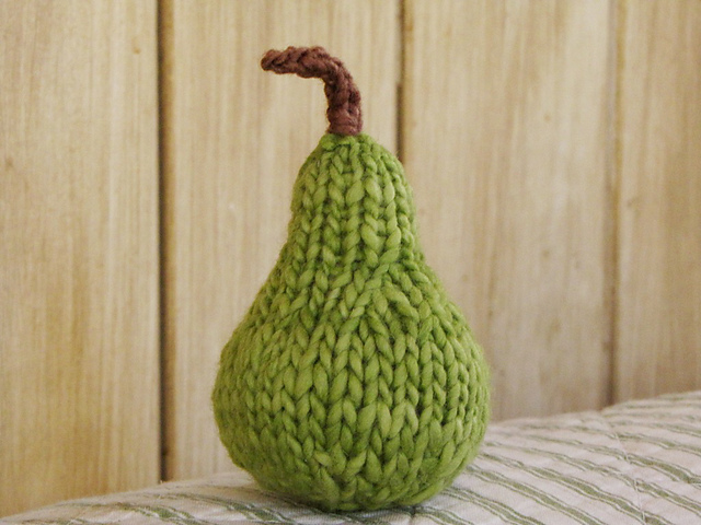 Pear Knitting Pattern by Linda Dawkins