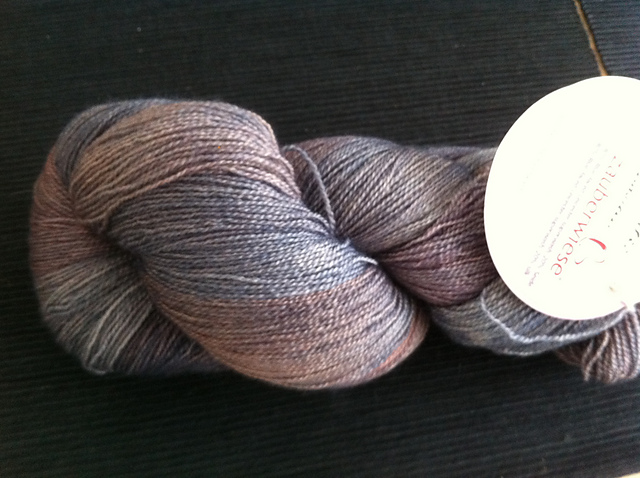 Lacegarn mit Seide "Sandstein"