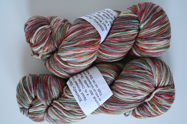 Elliebelly "Betwixt" on Naiad Organic Merino Elliebelly "Betwixt" on Naiad Organic Merino