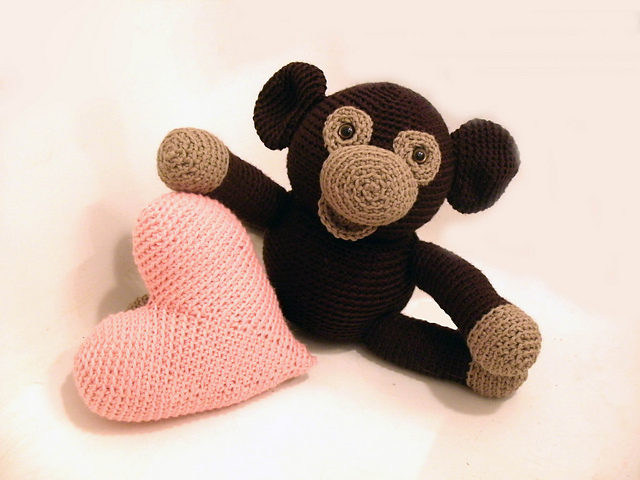 amigurumi crochet monkey